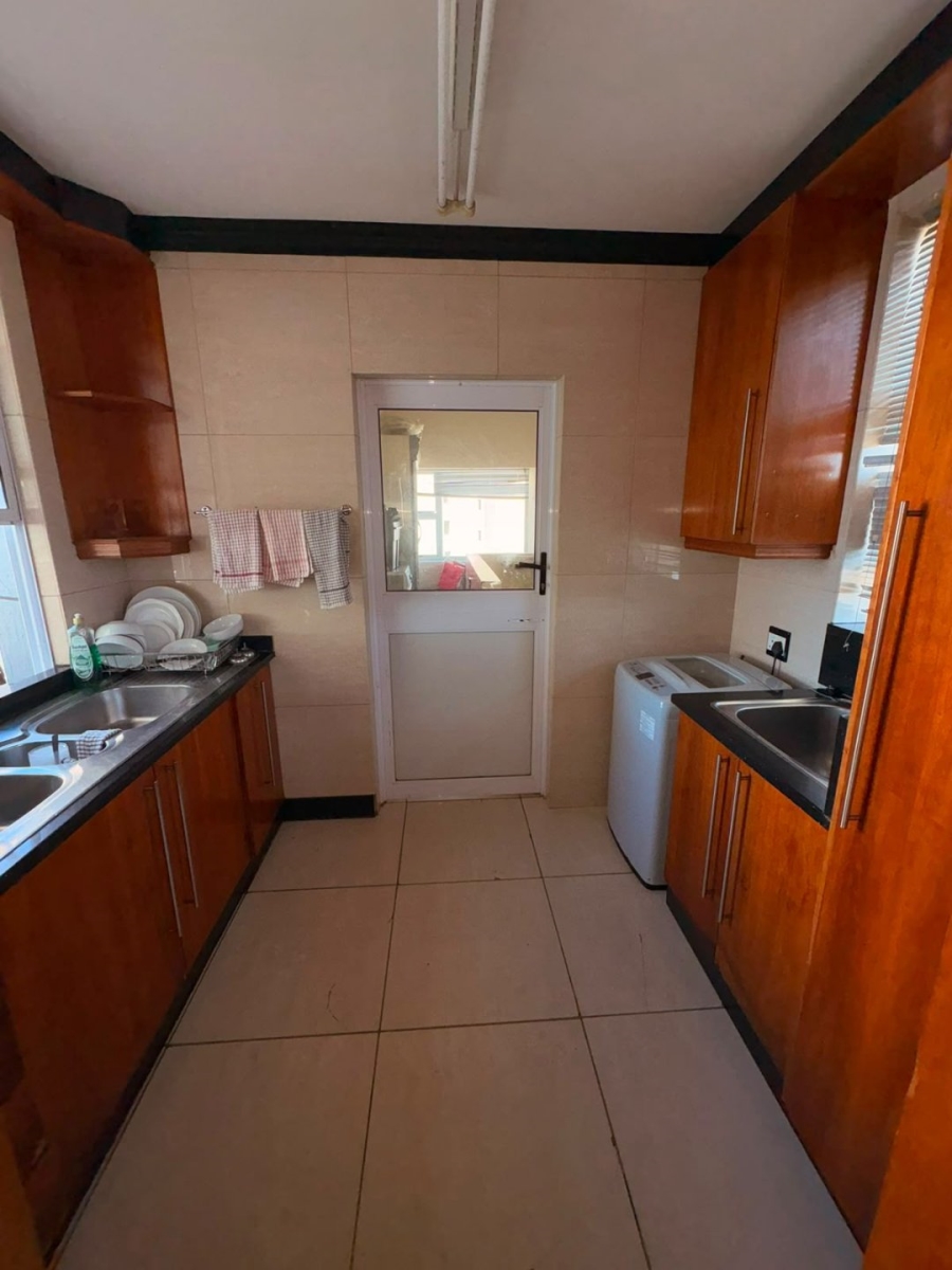 7 Bedroom Property for Sale in Quigney Eastern Cape